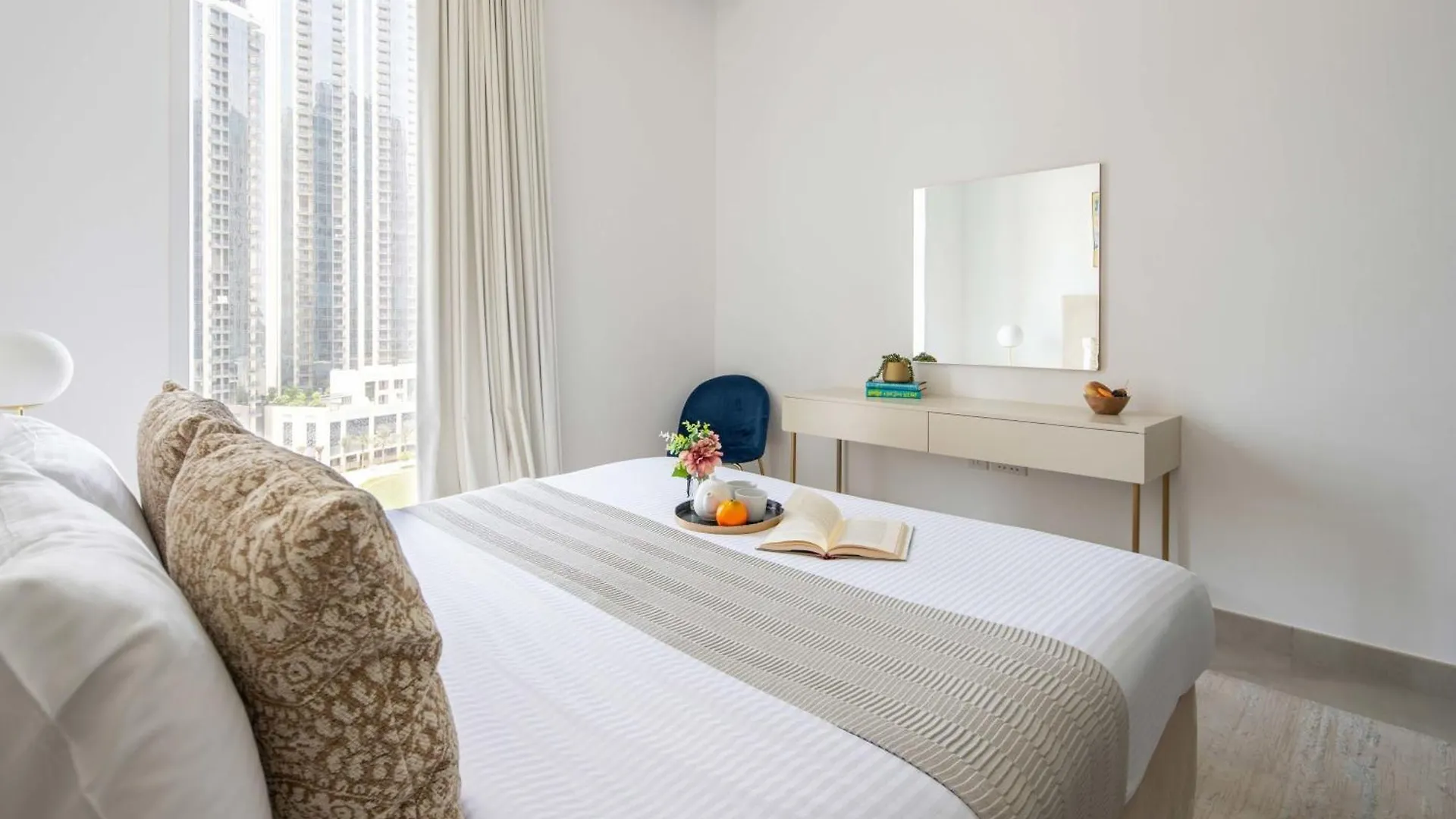 Frank Porter - Creek Horizon T2 Dubai United Arab Emirates