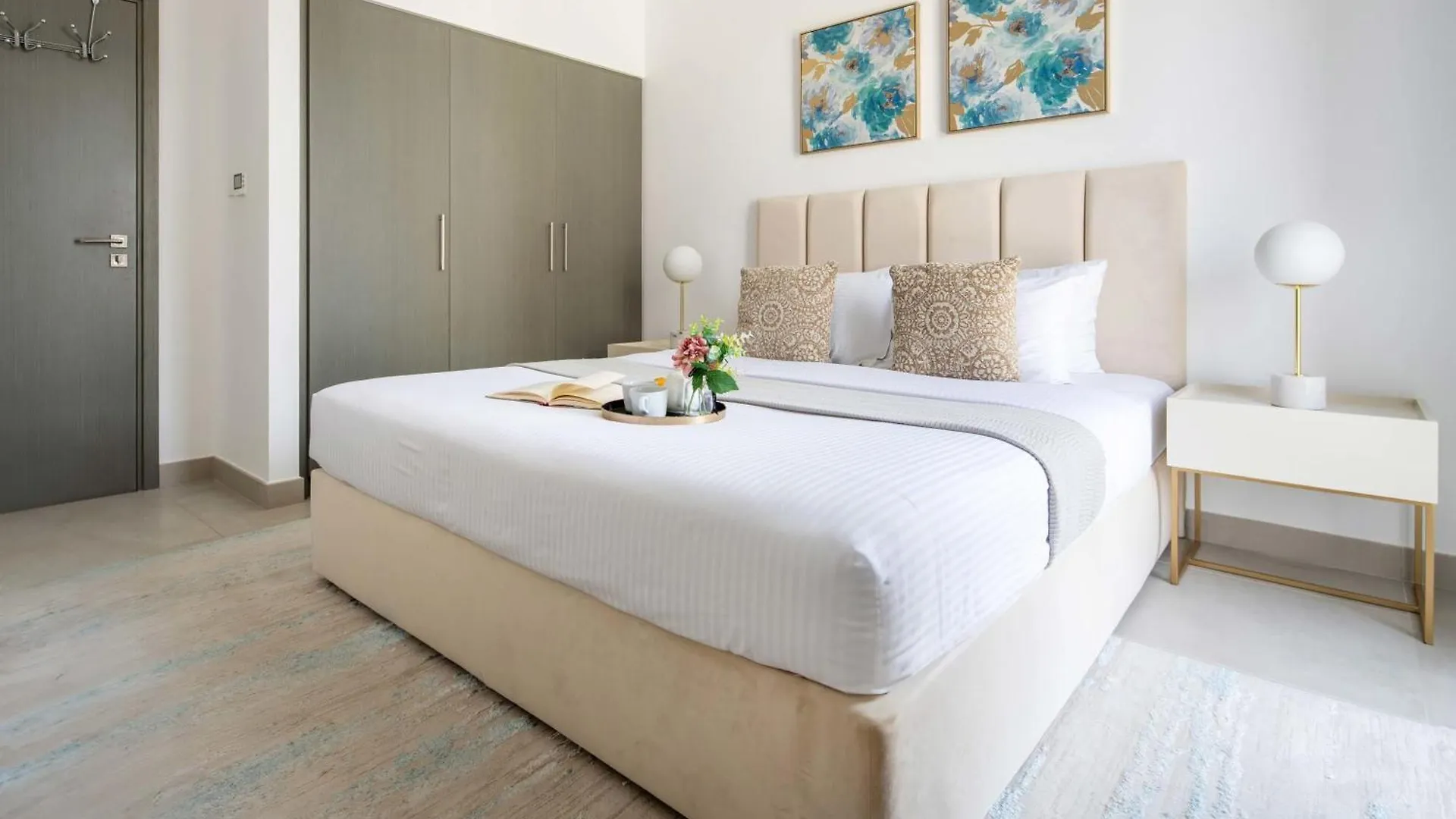 Apartment Frank Porter - Creek Horizon T2 Dubai